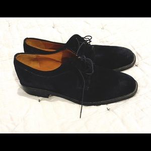 Men’s Salvatore Ferragamo size 10 suede oxfords